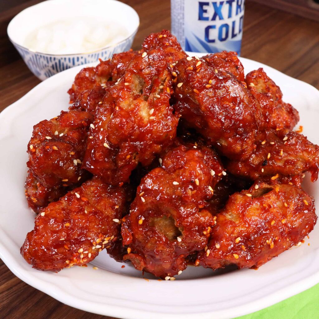 Spicy Korean Fried Chicken, Spicy korean fried chicken recipes, Korean fried chicken recipe, Spicy Korean fried chicken near me, Korean fried chicken sauce, Korean fried chicken recipe gochujang