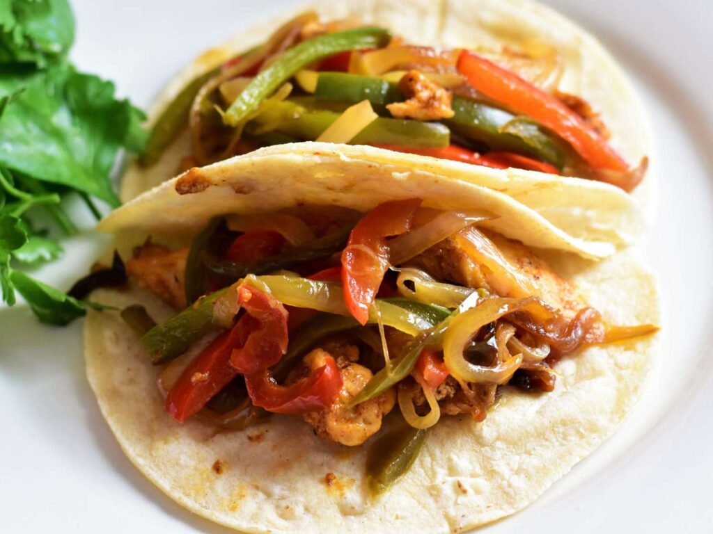 Chicken Fajitas, Chicken fajitas seasoning, Chicken fajitas marinade, Chicken fajitas wrap, Easy chicken fajitas recipe, Best chicken fajita recipe, Chicken fajitas tacos