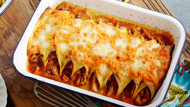 Chicken Enchiladas, Easy chicken enchiladas recipe, Easy chicken enchiladas Allrecipes, White chicken enchiladas, Green chicken enchiladas, Enchilada sauce, Chicken enchiladas chicken breast